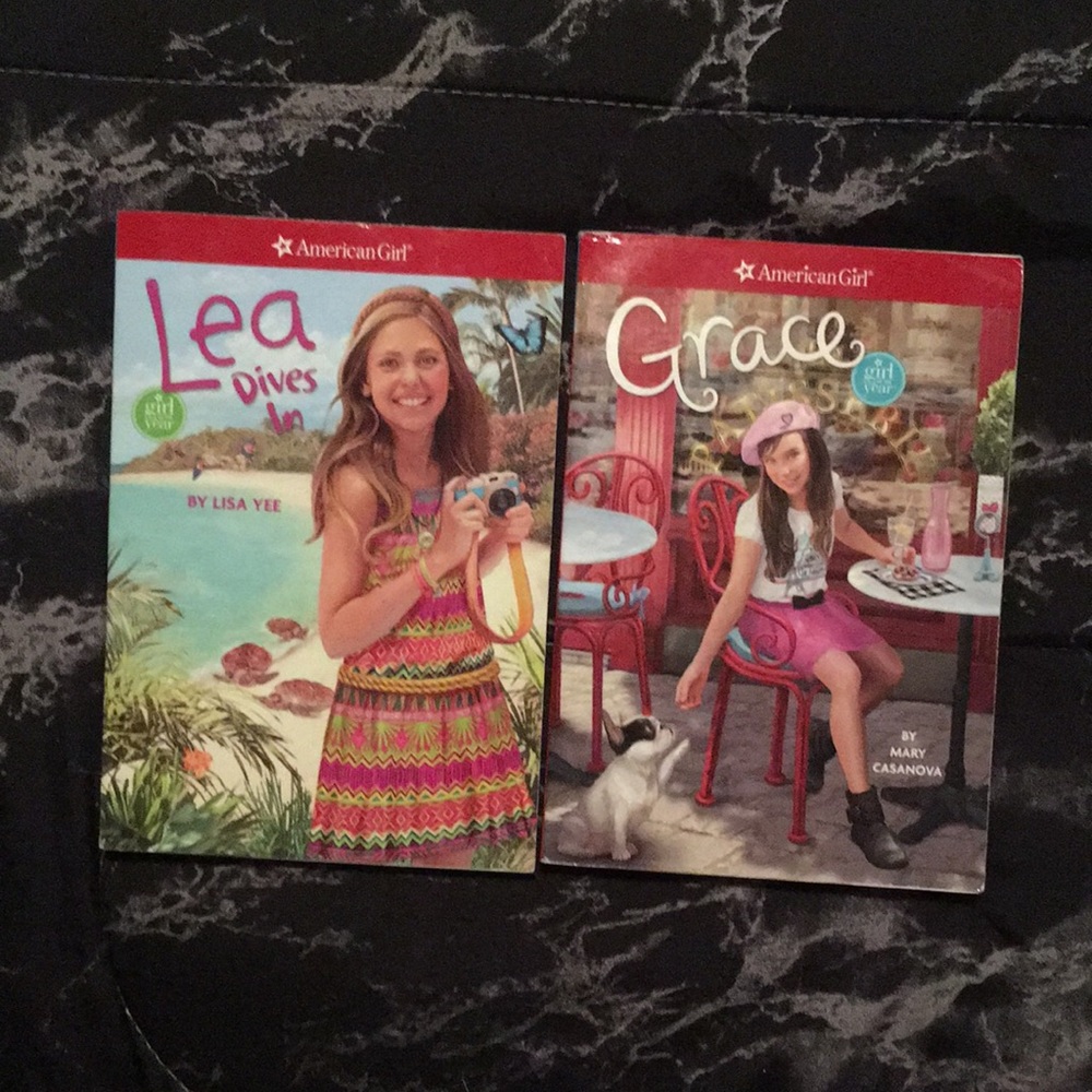 💥American girl books💥